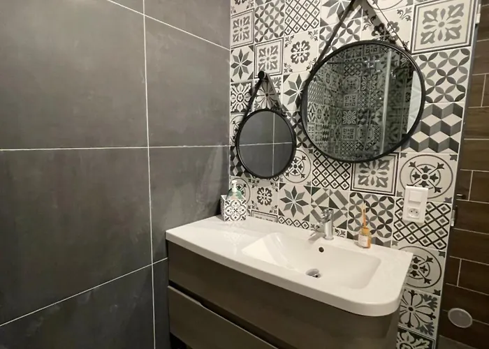 Appartement à 250m De La Saint-Raphaël